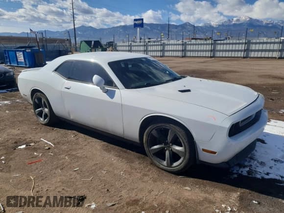 ✅ 2013 Dodge Challenger SXT • VIN: 2C3CDYAG7DH663308 • Lot: 45725915. Wystawiony na Copart z przebiegiem 124 184 mil. Bezpłatny archiwum sprzedaży aukcyjnych z USA i szczegółowy raport historii pojazdu na DreamBid. Zdjęcie 4.