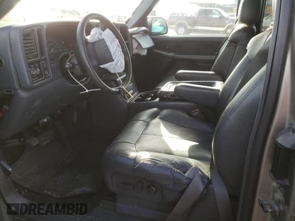 ✅ 2000 Chevrolet Silverado 1500 LS • VIN: 1GCEC19T4YZ370231 • Lot: 82366445. Listed on Copart with Not provided. Free auction sales archive from the USA and detailed vehicle history report at DreamBid. Image 7.