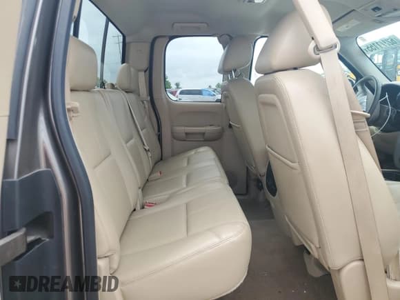 ✅ 2013 GMC Sierra 1500 SLT • VIN: 1GTR2WE73DZ145318 • Lot: 62371155. Listed on Copart with Not provided. Free auction sales archive from the USA and detailed vehicle history report at DreamBid. Image 10.