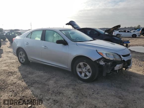 ✅ 2015 Chevrolet Malibu LS • VIN: 1G11B5SL9FF128061 • Lot: 90267445. Listed on Copart with 64,012 mi. Free auction sales archive from the USA and detailed vehicle history report at DreamBid. Image 4.