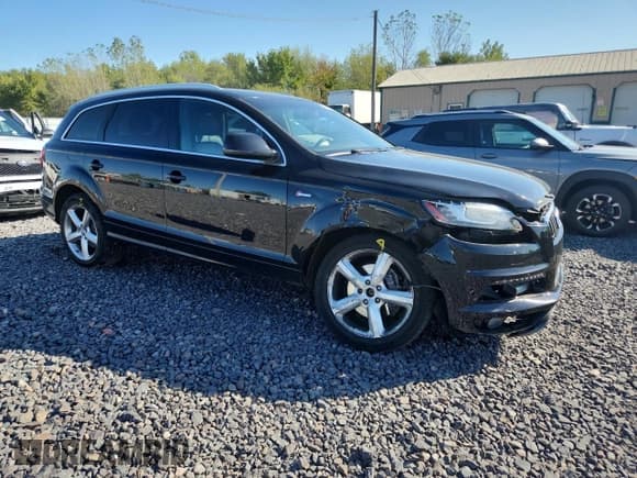 ✅ 2014 Audi Q7 S line Prestige • VIN: WA1DGAFE9ED021087 • Lot: 84379695. Wystawiony na Copart z przebiegiem 137 206 mil. Bezpłatny archiwum sprzedaży aukcyjnych z USA i szczegółowy raport historii pojazdu na DreamBid. Zdjęcie 4.