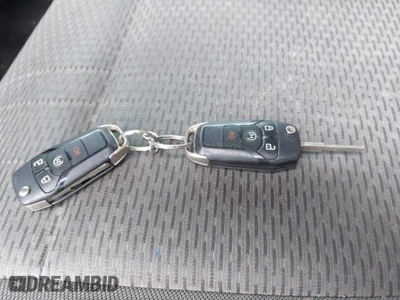 ✅ 2016 Ford F-150 XLT • VIN: 1FTFW1EF7GKE88549 • Lot: 42256005. Listed on IAAI with 111,014 mi. Free auction sales archive from the USA and detailed vehicle history report at DreamBid. Image 11.