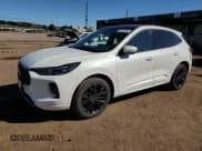 ✅ 2023 Ford Escape ST-Line Elite • VIN: 1FMCU9PA5PUA36463 • Лот: 82212555. Опубликован ранее на Copart с пробегом 14 067 миль. Бесплатный доступ к архиву аукционных продаж из США и подробный отчёт об истории автомобиля на DreamBid. Изображение 1.