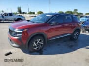 ✅ 2025 Nissan Kicks SV • VIN: 3N8AP6CAXSL345358 • Лот: 86284525. Опубликован ранее на Copart с пробегом 4 316 миль. Бесплатный доступ к архиву аукционных продаж из США и подробный отчёт об истории автомобиля на DreamBid. Изображение 1.