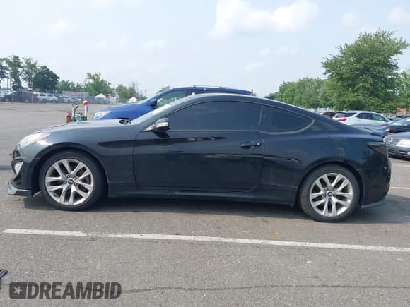✅ 2015 Hyundai Genesis Coupe 3.8L Base • VIN: KMHHU6KJXFU123270 • Lot: 42904906. Listed on IAAI with 56,305 mi. Free auction sales archive from the USA and detailed vehicle history report at DreamBid. Image 14.