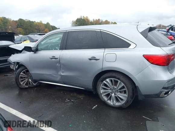 ✅ 2017 Acura MDX Technology • VIN: 5FRYD4H52HB040901 • Lot: 43601900. Listed on IAAI with 104,468 mi. Free auction sales archive from the USA and detailed vehicle history report at DreamBid. Image 15.