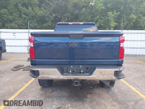 ✅ 2021 Chevrolet Silverado 2500HD LTZ • VIN: 1GC1YPEY5MF156798 • Lot: 43087195. Listed on IAAI with 45,692 mi. Free auction sales archive from the USA and detailed vehicle history report at DreamBid. Image 16.