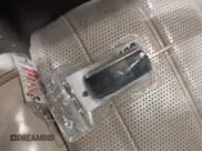 ✅ 2015 Bentley Flying Spur V8 • VIN: SCBET9ZA9F8049207 • Lot: 41959074. Wystawiony na IAAI z przebiegiem 85 839 mil. Bezpłatny archiwum sprzedaży aukcyjnych z USA i szczegółowy raport historii pojazdu na DreamBid. Zdjęcie 11.