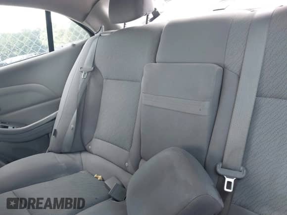 2013 Chevrolet Malibu LS z VIN 1G11A5SA1DF208274, wystawiony jako IAAI lot #42796328 z przebiegiem 159 118 mil mil oraz . Historia ofert i sprzedaży dostępna na DreamBid. Obrazek 8.