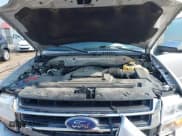 ✅ 2017 Ford Expedition Max Limited • VIN: 1FMJK1KT4HEA48574 • Lot: 42883739. Wystawiony na IAAI z przebiegiem 106 821 mil. Bezpłatny archiwum sprzedaży aukcyjnych z USA i szczegółowy raport historii pojazdu na DreamBid. Zdjęcie 10.