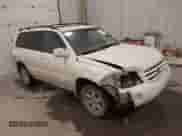 2001 Toyota Highlander с VIN JTEGD21A410017192, выставлен на аукционе IAAI как лот 41346278 с пробегом 279 320 миль миль и . История ставок и продаж доступна на DreamBid. Изображение 1.