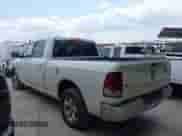 2019 Ram 1500 Big Horn z VIN 1C6RR6TT1KS593811, wystawiony jako IAAI lot #42006658 z przebiegiem 169 121 mil mil oraz . Historia ofert i sprzedaży dostępna na DreamBid. Obrazek 15.