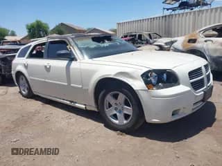 2005 Dodge Magnum SE с VIN 2D4FV48V95H562004, выставлен на аукционе IAAI как лот 42609295 с пробегом Не указан миль и . История ставок и продаж доступна на DreamBid. Изображение 1.