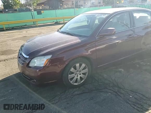 ✅ 2005 Toyota Avalon XLS • VIN: 4T1BK36BX5U009510 • Lot: 85099745. Wystawiony na Copart z przebiegiem 211 604 mil. Bezpłatny archiwum sprzedaży aukcyjnych z USA i szczegółowy raport historii pojazdu na DreamBid. Zdjęcie 13.