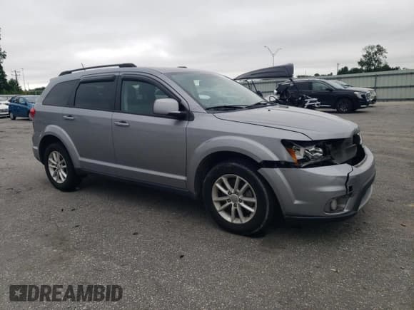 ✅ 2015 Dodge Journey SXT • VIN: 3C4PDCBG8FT738381 • Lot: 67450545. Wystawiony na Copart z przebiegiem 121 544 mil. Bezpłatny archiwum sprzedaży aukcyjnych z USA i szczegółowy raport historii pojazdu na DreamBid. Zdjęcie 4.