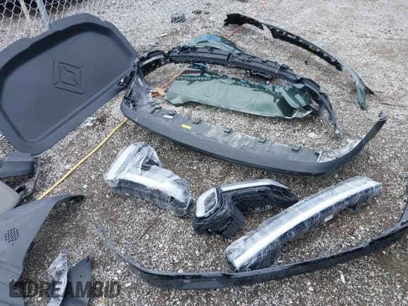 ✅ 2025 Rivian R1S Adventure • VIN: 7PDSGBBAXSN058914 • Лот: 42176741. Опубликован ранее на IAAI с пробегом 6 346 миль. Бесплатный доступ к архиву аукционных продаж из США и подробный отчёт об истории автомобиля на DreamBid. Изображение 12.