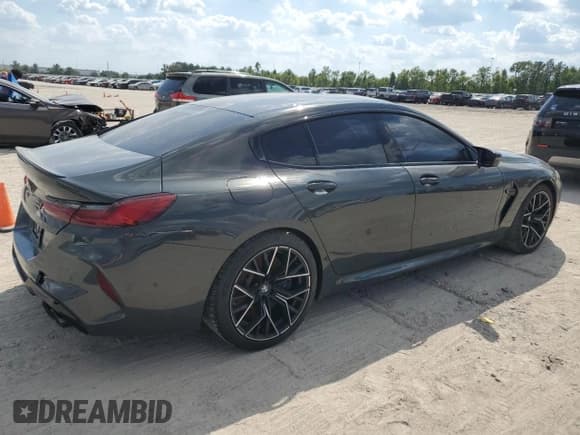 ✅ 2020 BMW M8 Competition • VIN: WBSGV0C08LCD92719 • Lot: 70446574. Wystawiony na Copart z przebiegiem Nie podano. Bezpłatny archiwum sprzedaży aukcyjnych z USA i szczegółowy raport historii pojazdu na DreamBid. Zdjęcie 3.