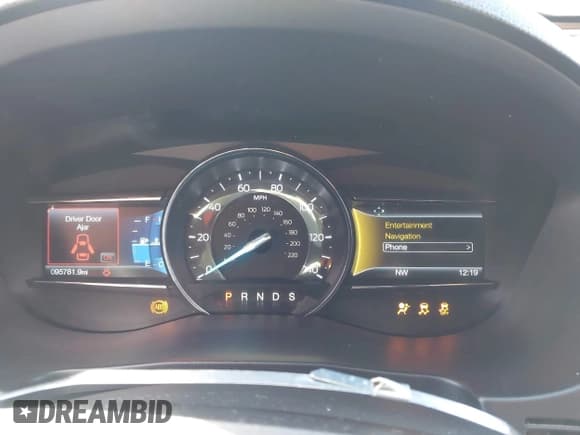 ✅ 2016 Ford Explorer XLT • VIN: 1FM5K8D88GGB77391 • Lot: 43617475. Wystawiony na IAAI z przebiegiem 95 781 mil. Bezpłatny archiwum sprzedaży aukcyjnych z USA i szczegółowy raport historii pojazdu na DreamBid. Zdjęcie 7.