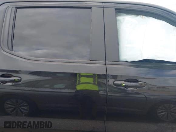 ✅ 2024 Chevrolet Silverado 1500 LT • VIN: 2GCUDDED4R1217478 • Lot: 42027641. Wystawiony na IAAI z przebiegiem 13 509 mil. Bezpłatny archiwum sprzedaży aukcyjnych z USA i szczegółowy raport historii pojazdu na DreamBid. Zdjęcie 13.