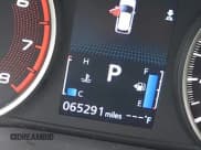 ✅ 2019 Mitsubishi Eclipse Cross SE • VIN: JA4AT5AA4KZ051817 • Lot: 42102776. Wystawiony na IAAI z przebiegiem 62 291 mil. Bezpłatny archiwum sprzedaży aukcyjnych z USA i szczegółowy raport historii pojazdu na DreamBid. Zdjęcie 16.