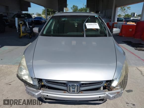 ✅ 2005 Honda Accord EX • VIN: 1HGCM56735A000175 • Lot: 43603338. Wystawiony na IAAI z przebiegiem 161 769 mil. Bezpłatny archiwum sprzedaży aukcyjnych z USA i szczegółowy raport historii pojazdu na DreamBid. Zdjęcie 12.