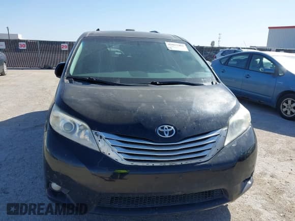 ✅ 2013 Toyota Sienna XLE • VIN: 5TDDK3DC8DS051928 • Лот: 41857402. Опубликован ранее на IAAI с пробегом 175 839 миль. Бесплатный доступ к архиву аукционных продаж из США и подробный отчёт об истории автомобиля на DreamBid. Изображение 6.
