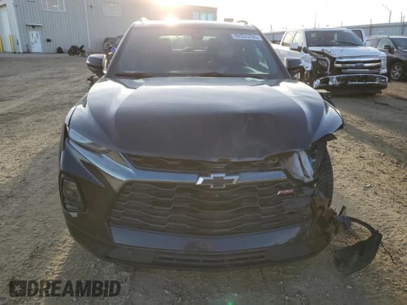 ✅ 2020 Chevrolet Blazer RS • VIN: 3GNKBKRS2LS694150 • Lot: 92245705. Wystawiony na Copart z przebiegiem 136 061 mil. Bezpłatny archiwum sprzedaży aukcyjnych z USA i szczegółowy raport historii pojazdu na DreamBid. Zdjęcie 5.