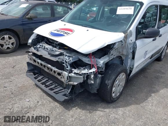 ✅ 2018 Ford Transit Connect XL • VIN: NM0LS7E74J1359897 • Lot: 42289650. Wystawiony na IAAI z przebiegiem 125 122 mil. Bezpłatny archiwum sprzedaży aukcyjnych z USA i szczegółowy raport historii pojazdu na DreamBid. Zdjęcie 6.