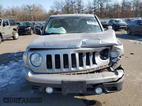 ✅ 2017 Jeep Patriot Sport SE • VIN: 1C4NJPBA4HD209828 • Lot: 89321165. Listed on Copart with Not provided. Free auction sales archive from the USA and detailed vehicle history report at DreamBid. Image 5.