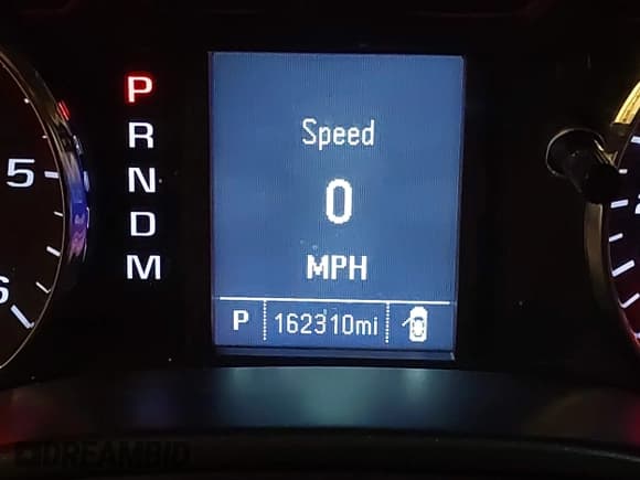 ✅ 2016 Chevrolet Silverado 1500 Custom • VIN: 1GCVKPEC4GZ276439 • Lot: 43381476. Wystawiony na IAAI z przebiegiem 162 310 mil. Bezpłatny archiwum sprzedaży aukcyjnych z USA i szczegółowy raport historii pojazdu na DreamBid. Zdjęcie 16.