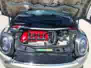 2009 MINI Hardtop S с VIN WMWMF73529TX40576, выставлен на аукционе IAAI как лот 42462085 с пробегом 77 936 миль миль и . История ставок и продаж доступна на DreamBid. Изображение 10.