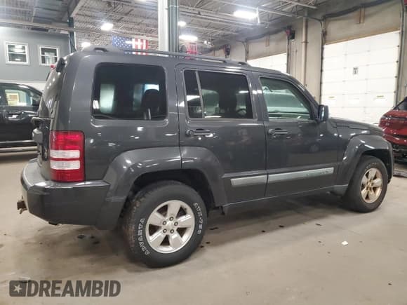 ✅ 2010 Jeep Liberty Sport • VIN: 1J4PN2GK7AW162512 • Lot: 92085285. Listed on Copart with 182,233 mi. Free auction sales archive from the USA and detailed vehicle history report at DreamBid. Image 3.
