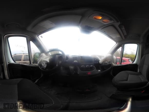 ✅ 2014 Ram ProMaster Cargo • VIN: 3C6TRVAGXEE103010 • Lot: 42007347. Wystawiony na IAAI z przebiegiem 93 970 mil. Bezpłatny archiwum sprzedaży aukcyjnych z USA i szczegółowy raport historii pojazdu na DreamBid. Zdjęcie 19.