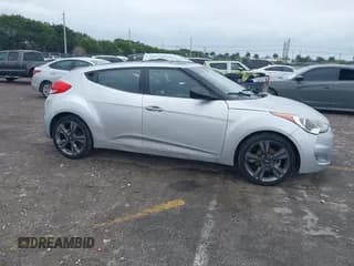 ✅ 2016 Hyundai Veloster • VIN: KMHTC6AD4GU276236 • Lot: 41357039. Wystawiony na IAAI z przebiegiem 48 243 mil. Bezpłatny archiwum sprzedaży aukcyjnych z USA i szczegółowy raport historii pojazdu na DreamBid. Zdjęcie 1.