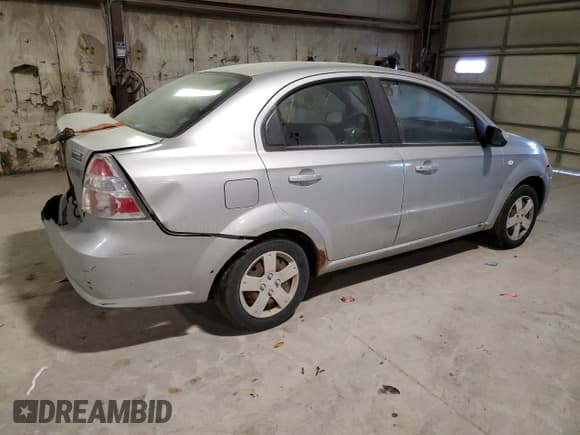 ✅ 2008 Chevrolet Aveo LS • VIN: KL1TD566X8B179441 • Lot: 88281315. Wystawiony na Copart z przebiegiem 122 403 mil. Bezpłatny archiwum sprzedaży aukcyjnych z USA i szczegółowy raport historii pojazdu na DreamBid. Zdjęcie 3.