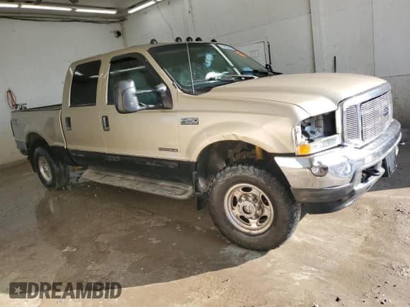 ✅ 2001 Ford F-250 XL • VIN: 1FTNW21FX1EC53687 • Лот: 92567955. Опубликован ранее на Copart с пробегом 400 718 миль. Бесплатный доступ к архиву аукционных продаж из США и подробный отчёт об истории автомобиля на DreamBid. Изображение 4.