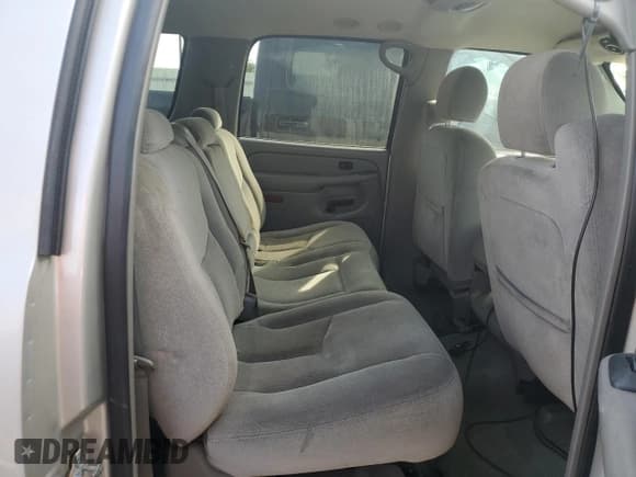 ✅ 2004 GMC Yukon XL SLT • VIN: 1GKEC16Z64J201494 • Lot: 75116274. Listed on Copart with 201,386 mi. Free auction sales archive from the USA and detailed vehicle history report at DreamBid. Image 11.