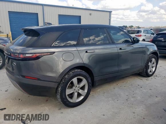 ✅ 2018 Land Rover Range Rover Velar S • VIN: SALYB2RX5JA749776 • Lot: 56505575. Wystawiony na Copart z przebiegiem 125 256 mil. Bezpłatny archiwum sprzedaży aukcyjnych z USA i szczegółowy raport historii pojazdu na DreamBid. Zdjęcie 3.