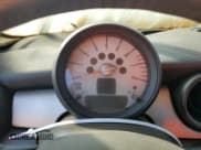 ✅ 2011 MINI Clubman • VIN: WMWZF3C57BTX81533 • Lot: 44221795. Wystawiony na Copart z przebiegiem Nie podano. Bezpłatny archiwum sprzedaży aukcyjnych z USA i szczegółowy raport historii pojazdu na DreamBid. Zdjęcie 9.