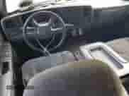 2006 Chevrolet Silverado 2500HD LT1 с VIN 1GCHK29D26E164070, выставлен на аукционе Copart как лот 90705675 с пробегом Не указан миль и На запчасти • Non repairable. История ставок и продаж доступна на DreamBid. Изображение 8.