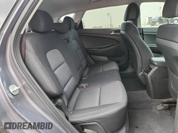 2018 Hyundai Tucson Sport z VIN KM8J33AL5JU736251, wystawiony jako Copart lot #86275695 z przebiegiem 81 205 mil mil oraz Szkoda całkowita • Salvage title. Historia ofert i sprzedaży dostępna na DreamBid. Obrazek 11.