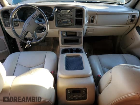 ✅ 2003 Chevrolet Suburban Z71 • VIN: 3GNFK16Z23G177804 • Лот: 55015145. Опубликован ранее на Copart с пробегом 178 786 миль. Бесплатный доступ к архиву аукционных продаж из США и подробный отчёт об истории автомобиля на DreamBid. Изображение 8.