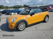 ✅ 2018 MINI Convertible Cooper • VIN: WMWWG5C58J3C68756 • Lot: 80652075. Wystawiony na Copart z przebiegiem 163 042 mil. Bezpłatny archiwum sprzedaży aukcyjnych z USA i szczegółowy raport historii pojazdu na DreamBid. Zdjęcie 1.