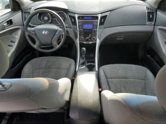 ✅ 2013 Hyundai Sonata GLS • VIN: 5NPEB4AC7DH677488 • Lot: 70484264. Listed on Copart with 149,147 mi. Free auction sales archive from the USA and detailed vehicle history report at DreamBid. Image 8.