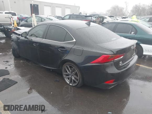 ✅ 2017 Lexus IS 350 • VIN: JTHCE1D20H5013327 • Лот: 41146140. Опубликован ранее на IAAI с пробегом 85 328 миль. Бесплатный доступ к архиву аукционных продаж из США и подробный отчёт об истории автомобиля на DreamBid. Изображение 3.