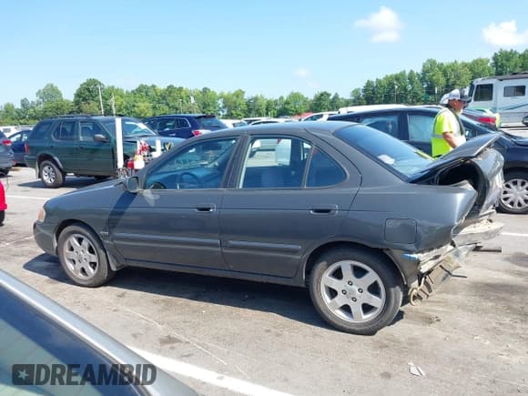 ✅ 2005 Nissan Sentra S • VIN: 3N1CB51D55L565573 • Lot: 42822309. Wystawiony na IAAI z przebiegiem 159 662 mil. Bezpłatny archiwum sprzedaży aukcyjnych z USA i szczegółowy raport historii pojazdu na DreamBid. Zdjęcie 14.