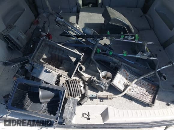 ✅ 2013 Nissan Quest SL • VIN: JN8AE2KP6D9068241 • Lot: 41967555. Listed on IAAI with 304,654 mi. Free auction sales archive from the USA and detailed vehicle history report at DreamBid. Image 12.