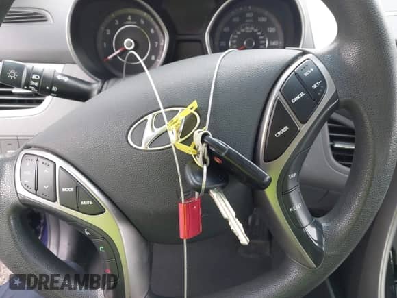 2013 Hyundai Elantra GLS с VIN 5NPDH4AE0DH386021, выставлен на аукционе IAAI как лот 43536111 с пробегом 63 593 миль миль и . История ставок и продаж доступна на DreamBid. Изображение 11.