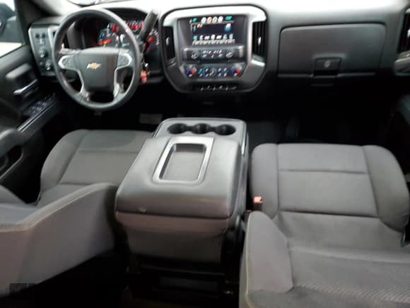 ✅ 2019 Chevrolet Silverado 1500 LT • VIN: 2GCVKPEC0K1120173 • Lot: 72637704. Wystawiony na Copart z przebiegiem 92 227 mil. Bezpłatny archiwum sprzedaży aukcyjnych z USA i szczegółowy raport historii pojazdu na DreamBid. Zdjęcie 8.