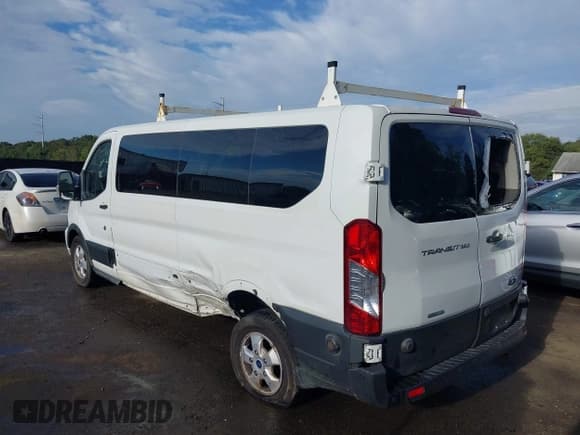 ✅ 2020 Ford Transit Passenger XL • VIN: 1FBAX2YG5LKA45932 • Лот: 43294442. Опубликован ранее на IAAI с пробегом 113 705 миль. Бесплатный доступ к архиву аукционных продаж из США и подробный отчёт об истории автомобиля на DreamBid. Изображение 6.